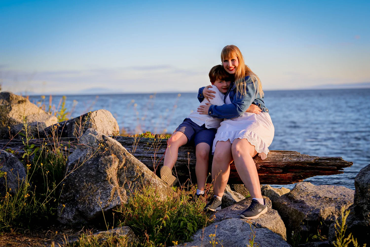 Beach log family photos